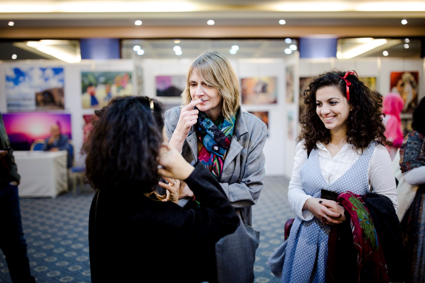 Samir Éditeur - Donna McGowan et Eva-Maria Ghannam du British Council avec Joanna El-Mir de Samir Éditeur.